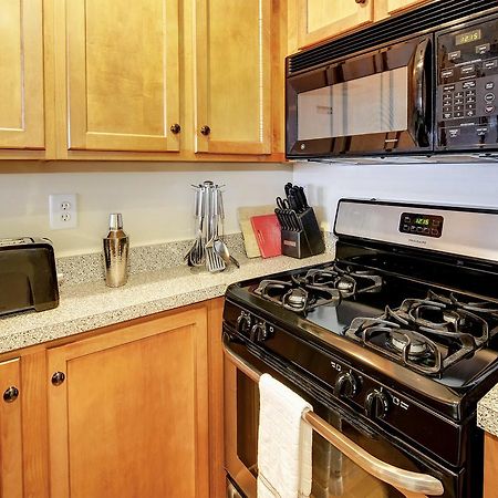 Restaurant Row Townhouse 2 King Bedrooms Louisville Eksteriør bilde